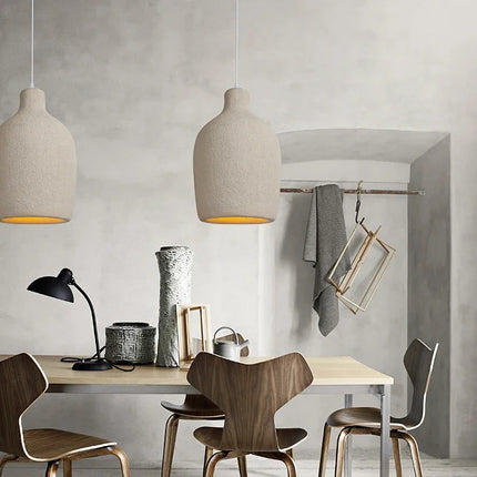Lustre LED minimaliste japonais tissé à la main, conçu pour un éclairage doux et harmonieux.