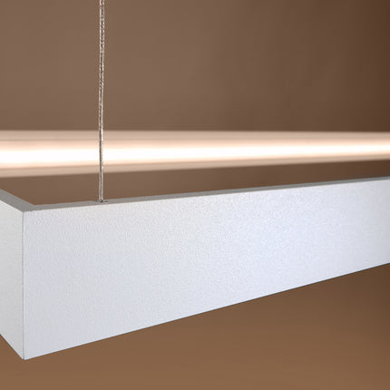 Détail du profil du cadre blanc Rectangle Pure et de sa ligne lumineuse