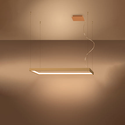 Lustre rectangulaire doré Rectangle Pure allumé, halo blanc chaud diffusé sur le pourtour