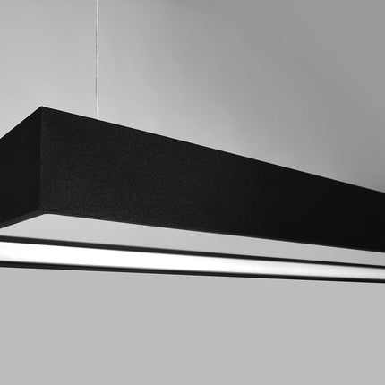 Détail du profil du cadre noir Rectangle Pure et de sa ligne lumineuse