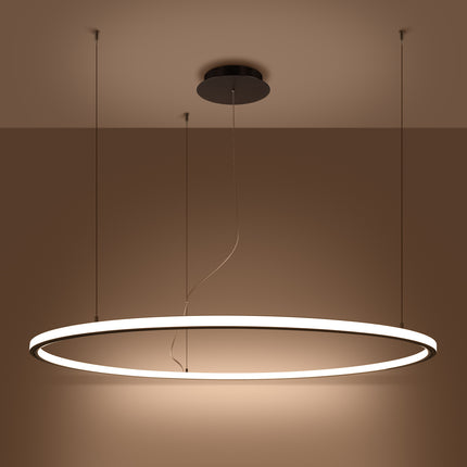 Lustre Ring Éclat 120 cm noir allumé, halo continu 3000K par la face inférieure de l'anneau