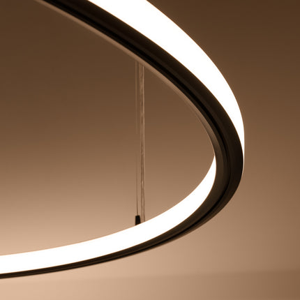 Détail de l'anneau noir et de la face diffusante du Lustre Ring Éclat 90 cm