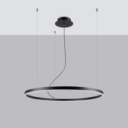 Lustre Ring Lumineux 80 cm noir, anneau lumineux en aluminium suspendu à plat, vue studio