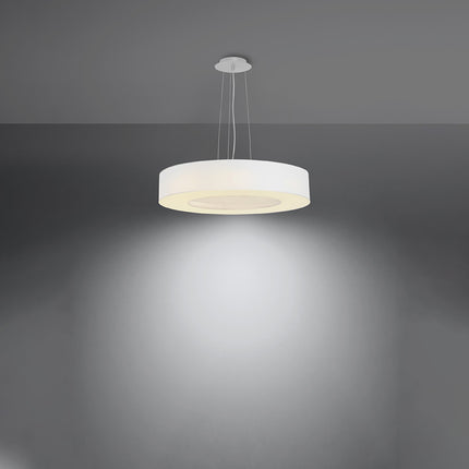 Lustre Saturne Slim 50 blanc allumé diffusant une lumière douce vers le bas par son disque central