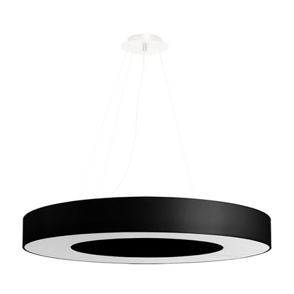 Lustre Saturne Slim 70 noir sur fond blanc, large disque de tissu et trois câbles de suspension