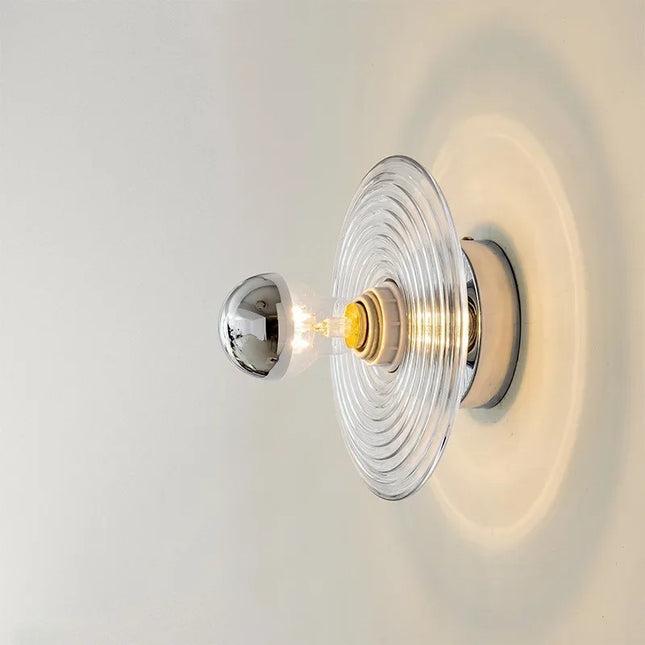 LED-Wandleuchte mit gewelltem Glas