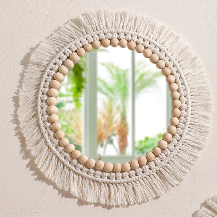 Détail du miroir et du cadre en macramé