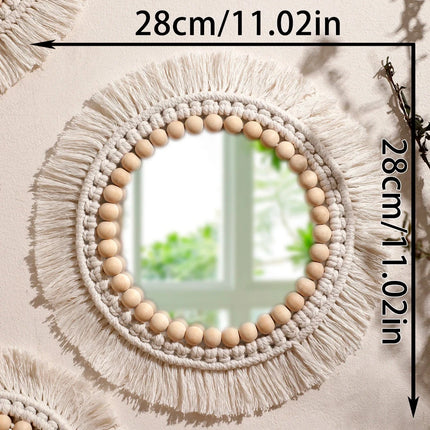 Miroir mural bohème macramé sur un mur clair