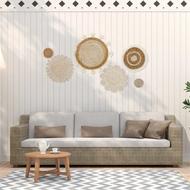 Paniers muraux en rotin aux tons naturels pour un mur bohème