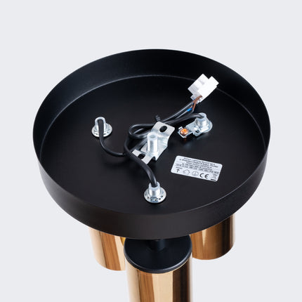 Détail des spots dorés du Plafonnier Acier Luxe 3 Rond, gros plan
