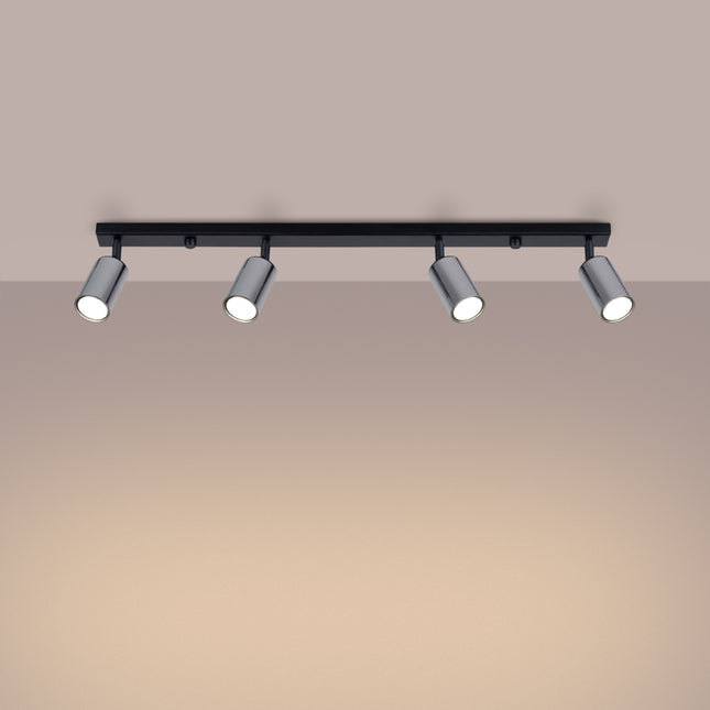 Plafonnier Acier Luxe 4 Barre Noir/Chrome, vue d'angle des spots orientés
