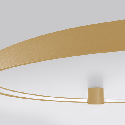 Anneau Solis 78 cm doré vu de face, cercle graphique au plafond