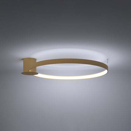 Plafonnier Anneau Solis 78 cm doré allumé, halo LED continu sous l'anneau