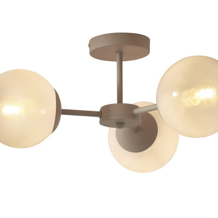 Plafonnier Aspen 3 bras, globes en verre souffle blanc lait, monture metal beige