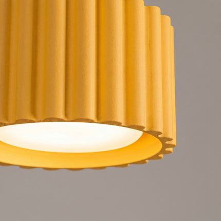 Plafonnier Aura 1 Aluminium Cannelé Jaune Ambré GX53, vue de détail