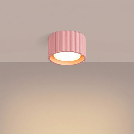 Plafonnier Aura 1 Aluminium Cannelé Rose Poudré GX53, lumière allumée