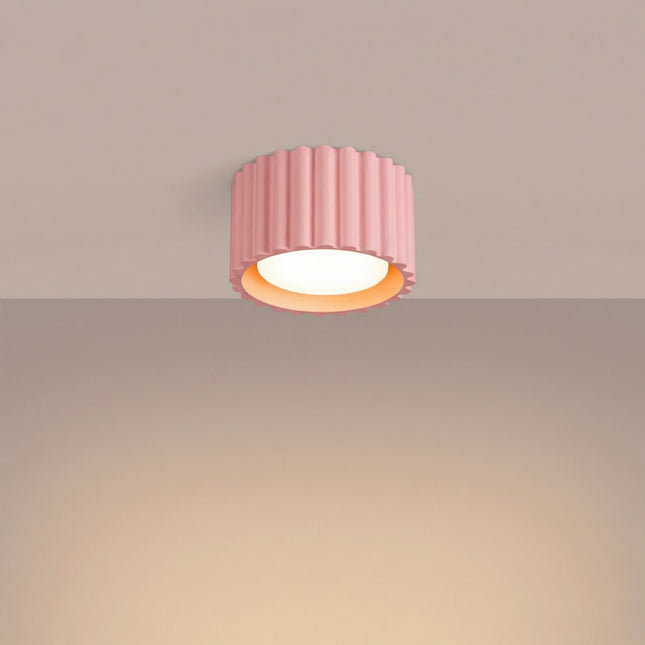 Aura 1 ceiling light in fluted aluminium, powder pink, GX53, light on