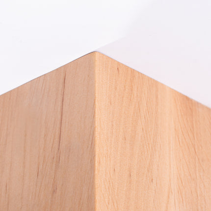 plafonnier bloc de bois carré et globe opale, détail de la matière