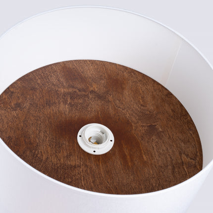 Détail de l'abat-jour en tissu blanc du Plafonnier Bois Intérieur