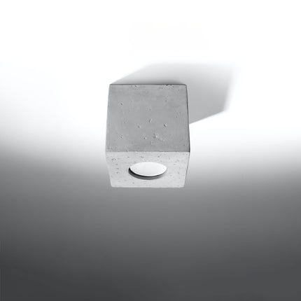 Plafonnier Cube en Béton, faisceau dirigé vers le bas