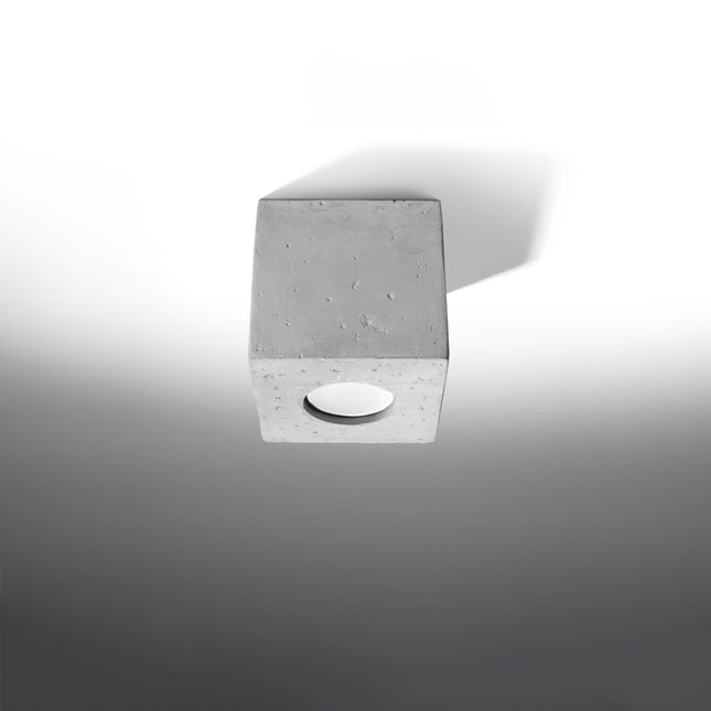 Plafonnier Cube en Béton, faisceau dirigé vers le bas