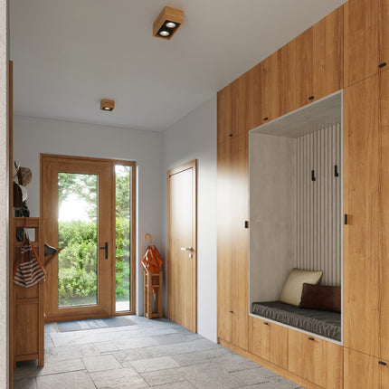 Plafonnier cube bois naturel en situation dans un hall d'entree lumineux