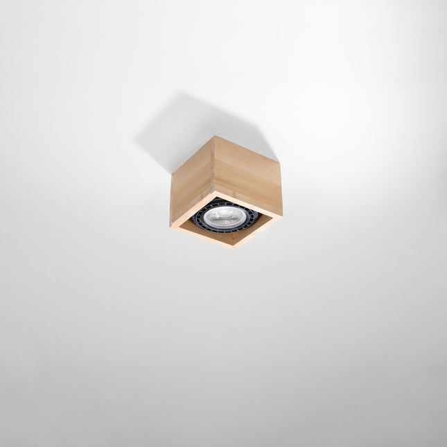 Plafonnier cube bois naturel fixe au plafond blanc, spot orientable allume