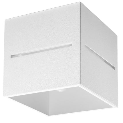 Plafonnier Cube Ouvert en aluminium blanc mat sur fond neutre, vue packshot