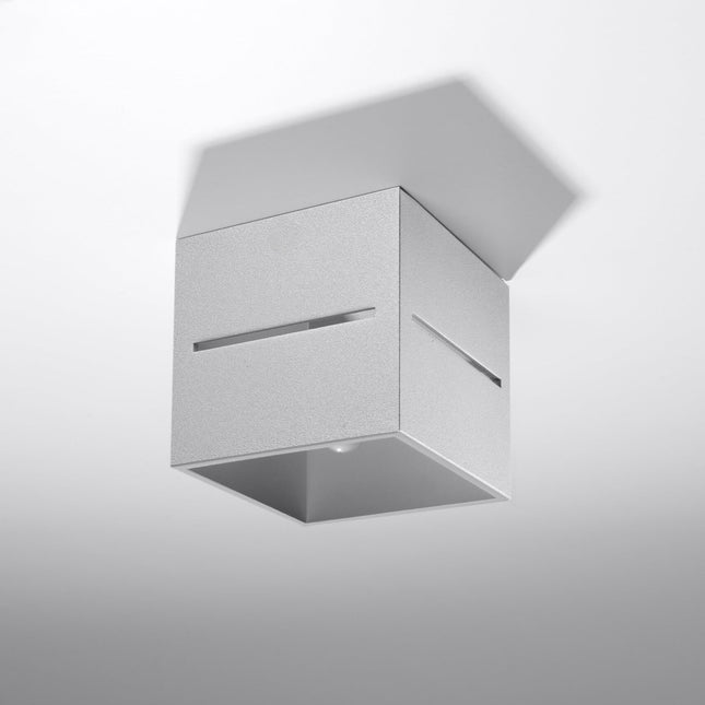 Plafonnier Cube Ouvert Gris dans un salon