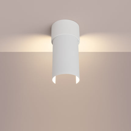 plafonnier cylindre à demi-coque ouverte blanc, lumière allumée