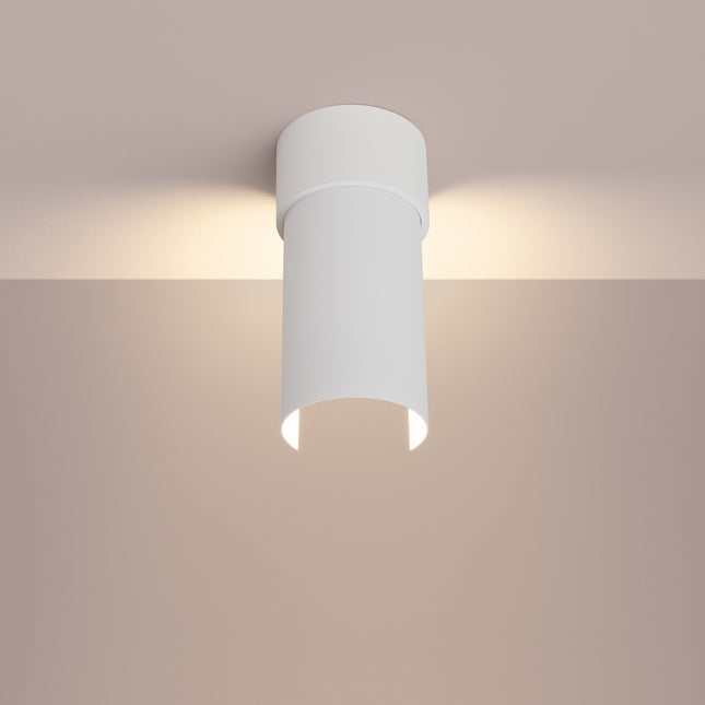 plafonnier cylindre à demi-coque ouverte blanc, lumière allumée