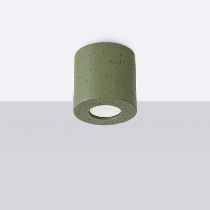 Plafonnier Cylindrique en Béton Vert Olive, vue en situation