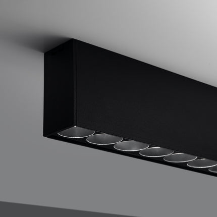 Détail de la face à lentilles LED du Plafonnier Design Poutre 120 cm