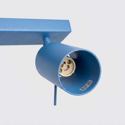 Plafonnier Directionnel 2 Spots LED Bleu Azur, packshot de trois quarts