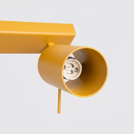 Plafonnier Directionnel 2 Spots LED Jaune Ambré, packshot de trois quarts