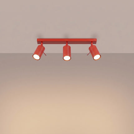 Plafonnier Directionnel 3 Spots LED Rouge Vif, lumière allumée