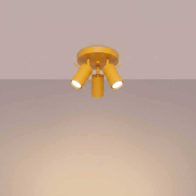 Plafonnier Directionnelle 3 Spots LED Acier Jaune Ambré Orientable, lumière allumée