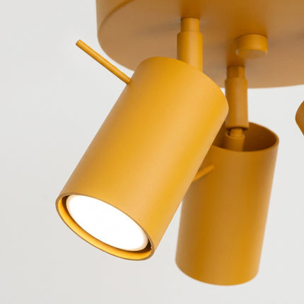 Plafonnier Directionnelle 3 Spots LED Acier Jaune Ambré Orientable, vue sur fond coloré