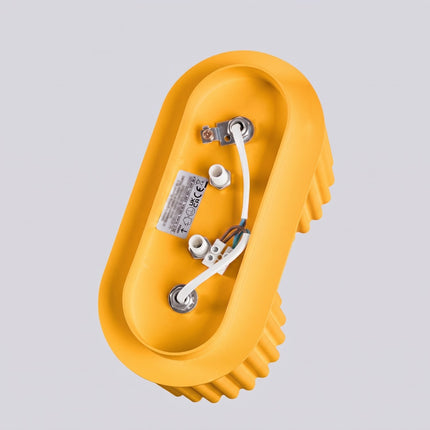 Plafonnier Double Aura 2 Aluminium Cannelé Jaune Ambré GU10, vue sur fond coloré