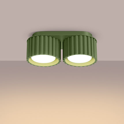 Plafonnier double Aura 2 vert olive allumé, lumière chaude dirigée vers le bas