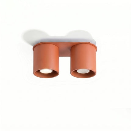 Plafonnier Double Cylindre LED ocre rouge, vue en situation sur fond clair