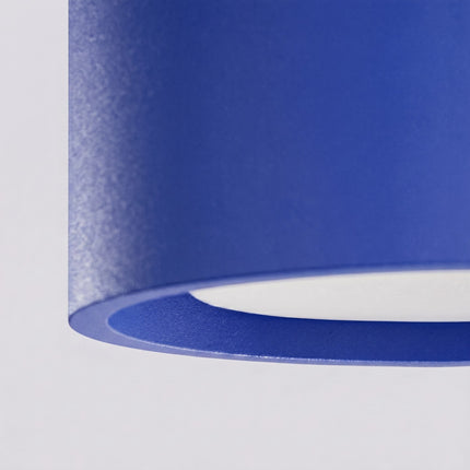 Plafonnier double Pastille bleu outremer, packshot de trois quarts