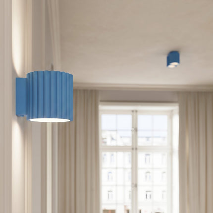Plafonnier double spot Aura bleu azur, intérieur contemporain
