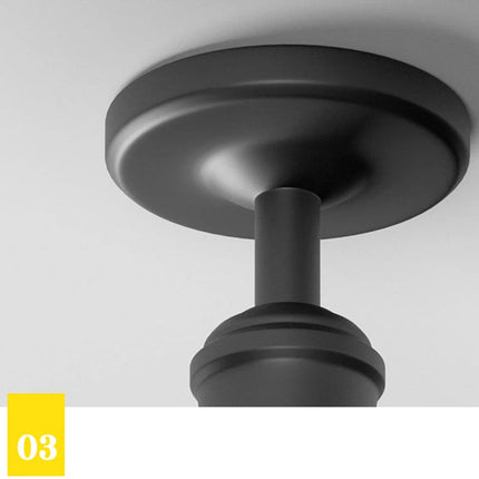 Détail de la platine de fixation noire au plafond du plafonnier extérieur LED