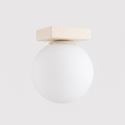 Plafonnier Globe Solis 1 globe beige, packshot de trois quarts