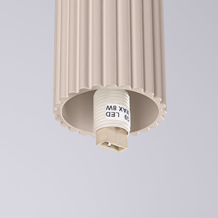 Plafonnier Halo taupe IP44, cylindre nervuré en aluminium et globe en verre opalin, vue 6