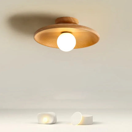 Plafonnier LED en bois nordique de forme circulaire au design minimaliste