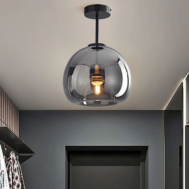 Plafonnier nordique en verre et fer poli au design minimaliste