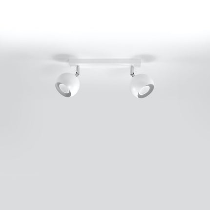 Plafonnier oculaire 2 spots orientables blanc posé dans un intérieur contemporain