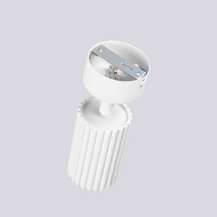 Plafonnier Oslo 1 Spot Orientable en Aluminium Cannelé Blanche, détail de la finition